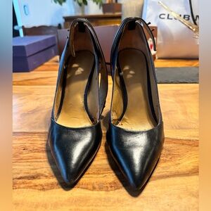 Coach black and navy heels